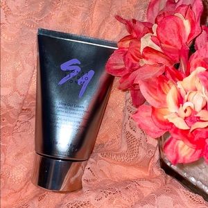 Monat blow out cream with rejuvinique oil